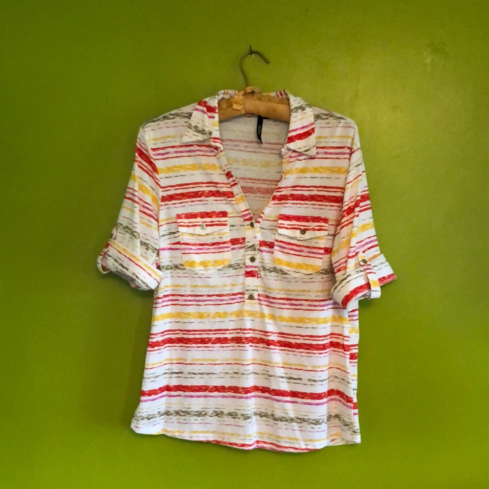 Casual pull over cotton blend shirt. Size L.